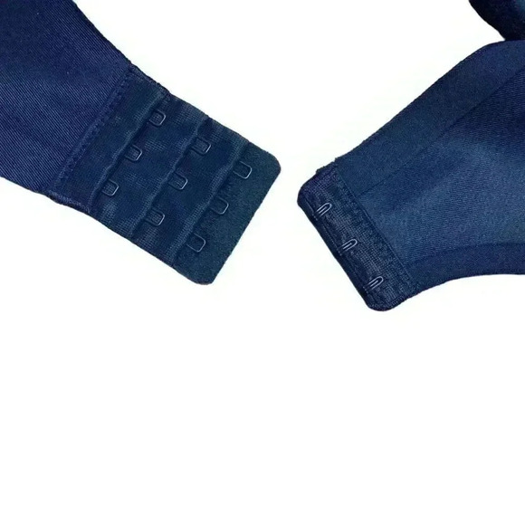 Warners Simply Perfect Women 42D Smoothing Underwire Full-Figure Contour Bra - Picture 8 of 9